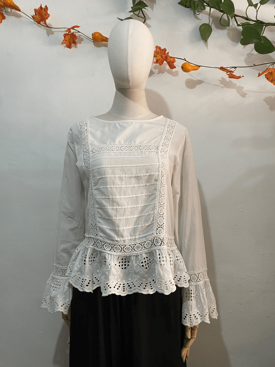 Blusa blanca encaje