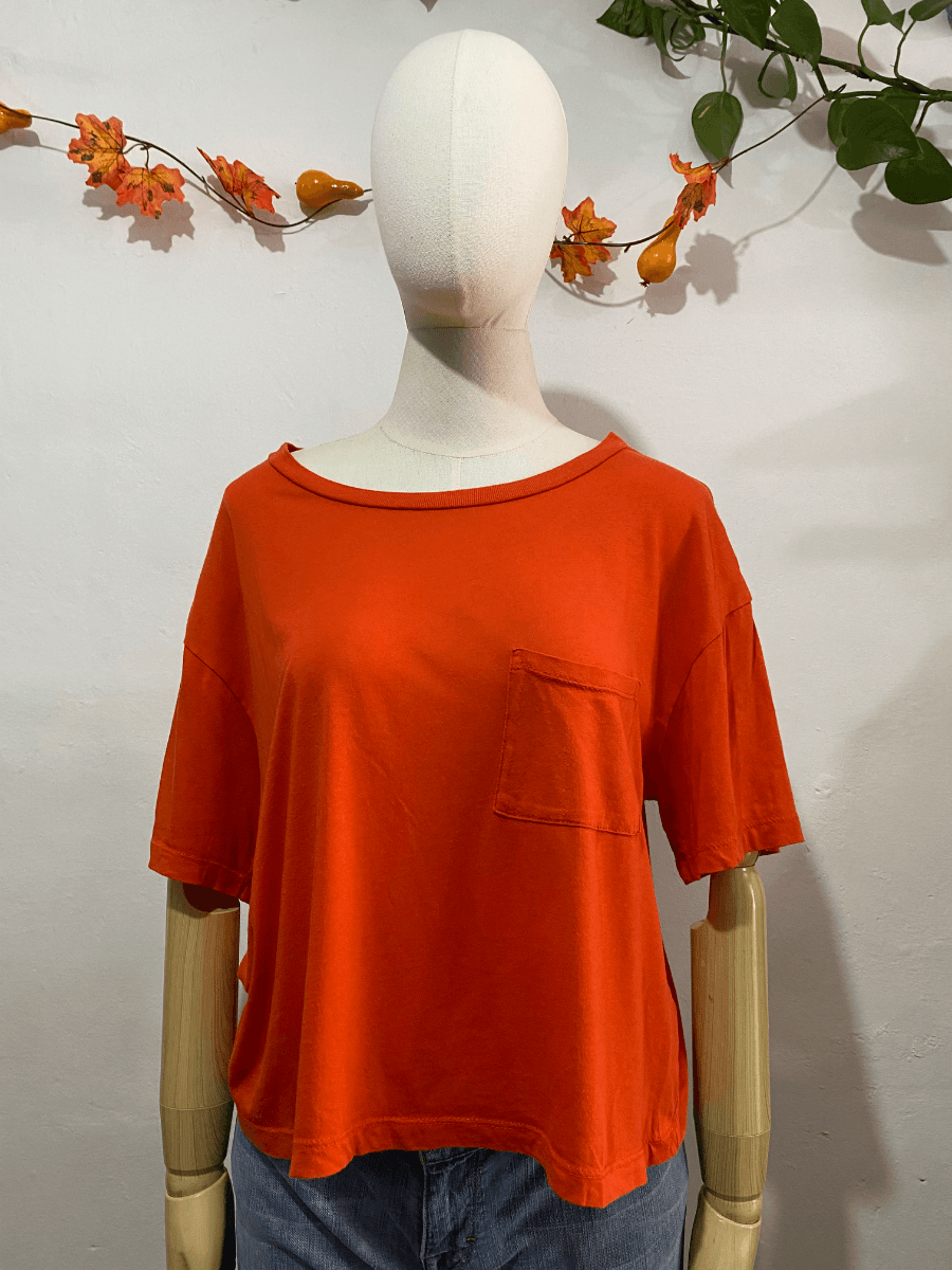 Camiseta oversize naranja