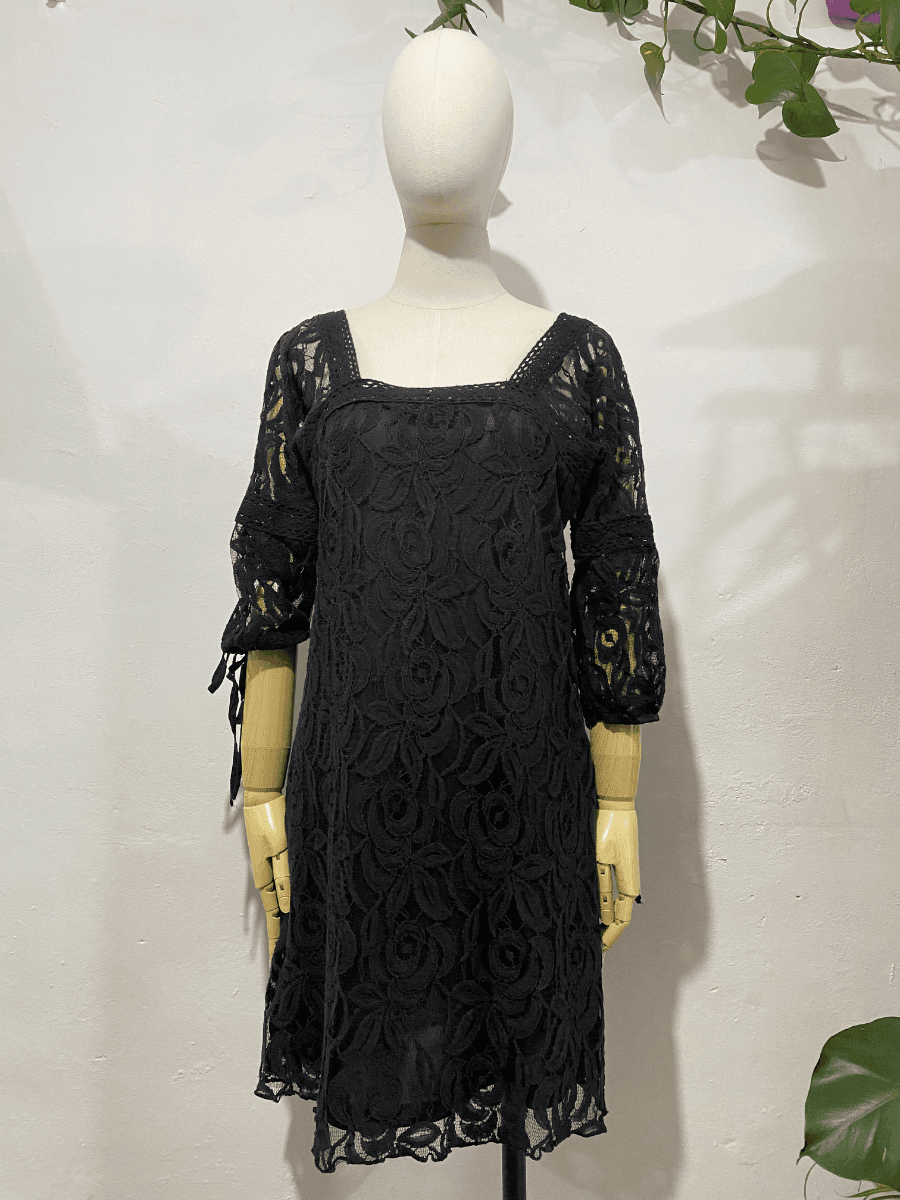 Vestido encaje